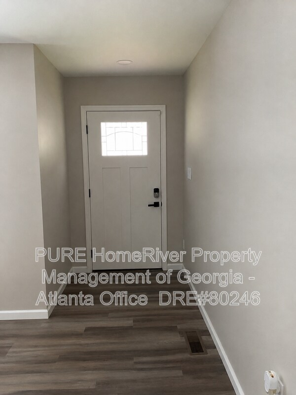1880 Dorsey Ave