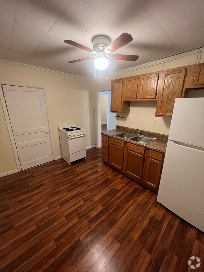 Building Photo - 816 Aurora Ave Unit B Rental