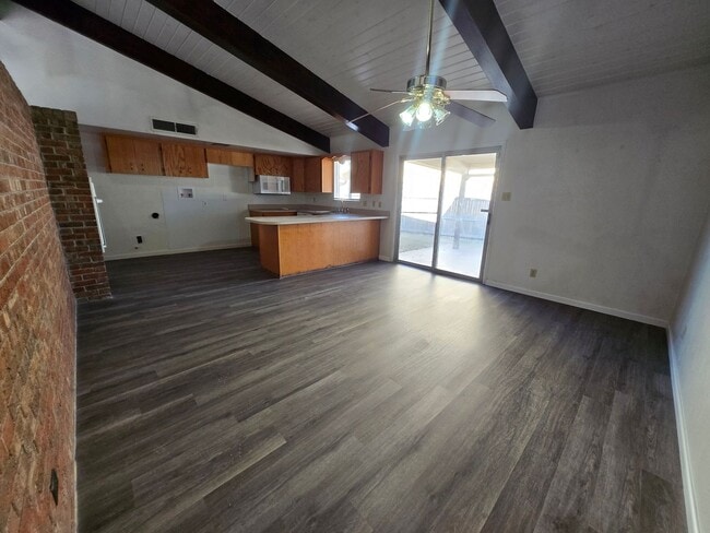 Photo - 3 bedroom, 2 bathroom home!