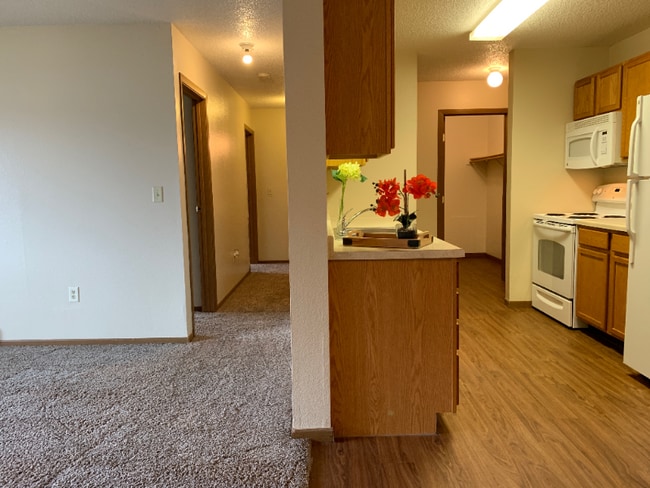 Building Photo - 1415 14th Ave E Rental