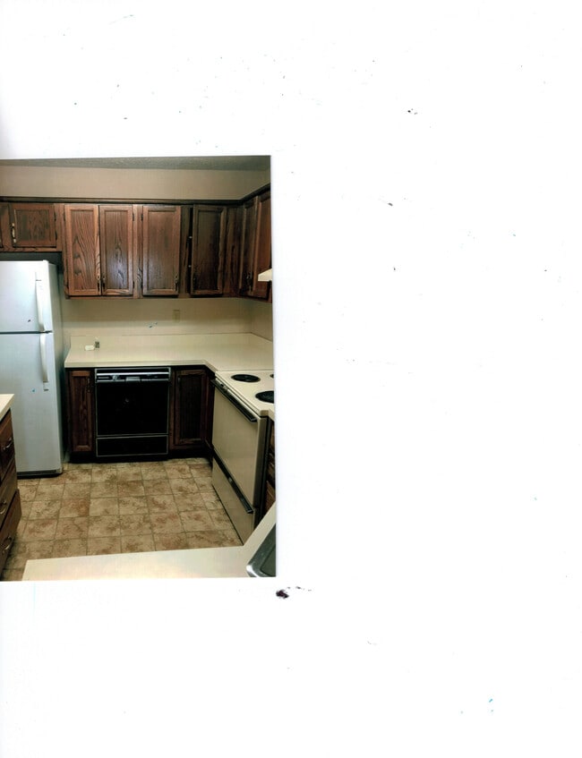 Photo - 323 Northwind Dr