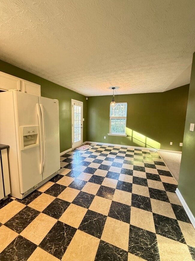 Photo - 3 Bedroom/2 Bath Home