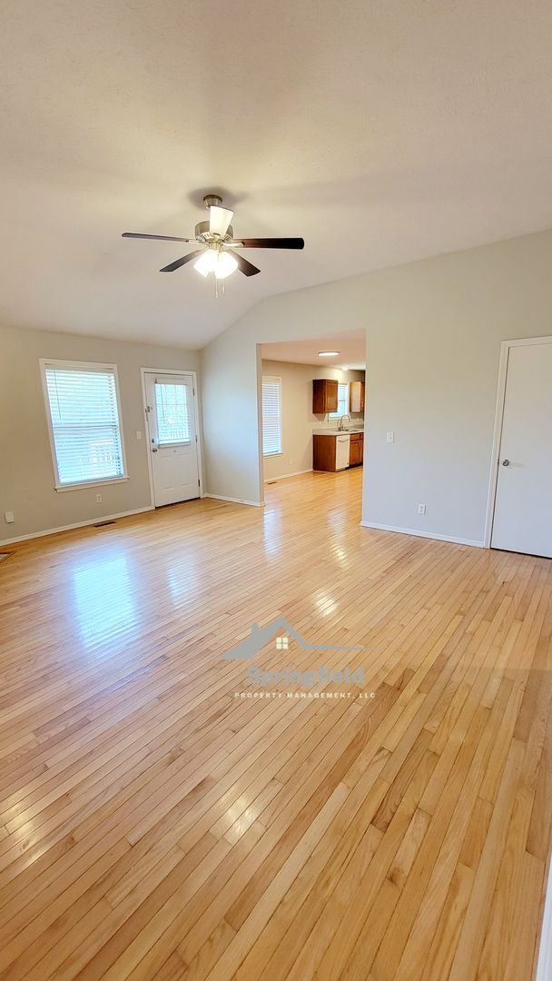 Photo - Southwest Springfield, All Brick,  David H...