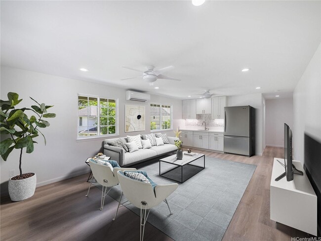 Photo - 2883 Oahu Ave