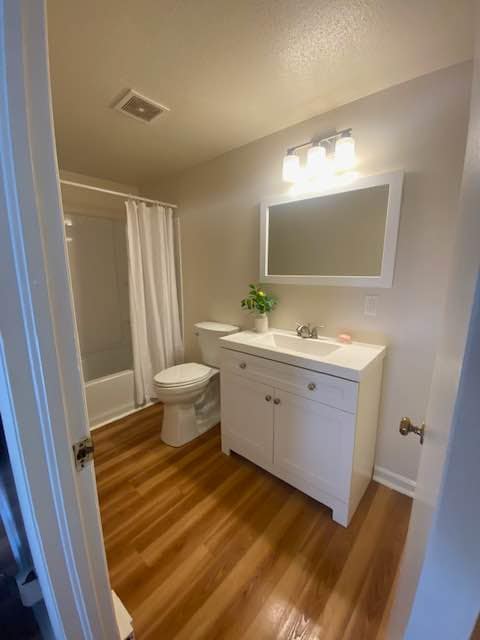 Photo - 106 Burnell Dr