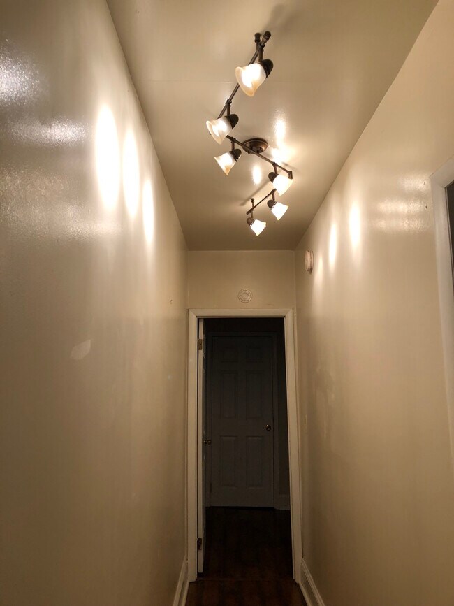 hallway - 4034 Baring St Unit 2