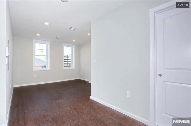 Photo - 471 Harrison Ave Unit 3A