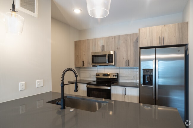 Diamante: 1BR, 1 BA - 70 metros cuadrados - Slate at Merrimack