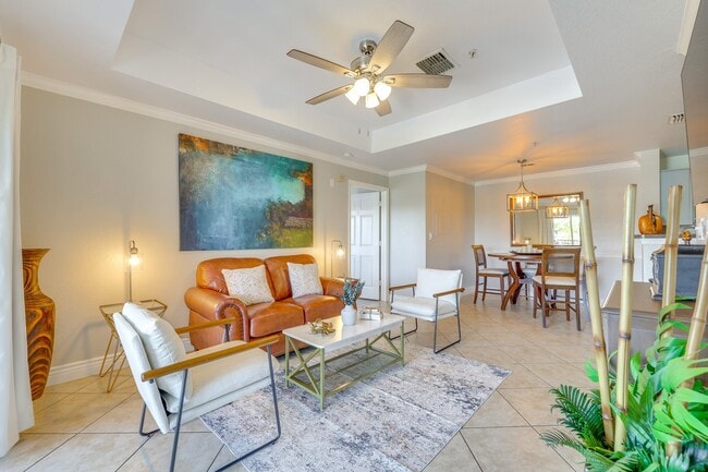 Building Photo - 3725 Castle Pines Ln Unit #4335
