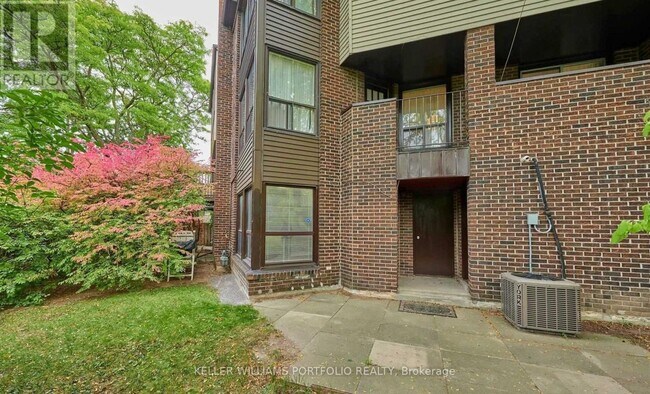 Photo - 10 Lofty Hill Way