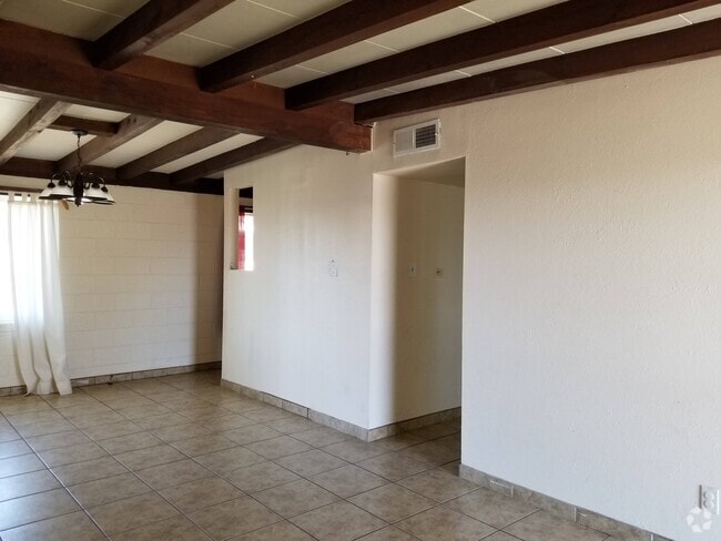 Building Photo - 2125 Calle de Suenos Rental