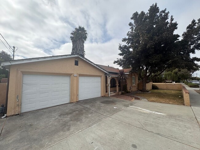 6298 Dairy Ave