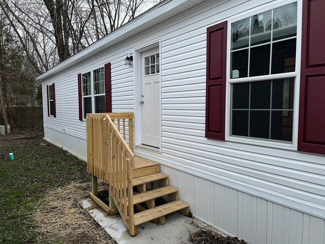 Photo - 6610 Lear Nagle Rd