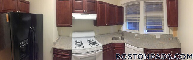 Photo - 163 Summer St Unit 32