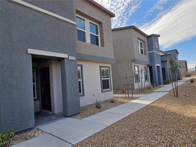 Photo - 4996 Apple Mesa Ave Townhome