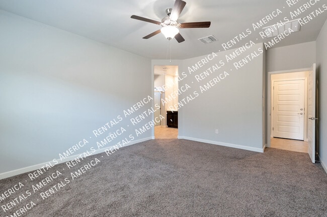 Photo - 543 W Weldon St