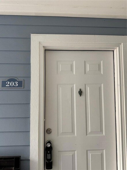 Photo - 2533 Grassy Point Dr Unidad 203