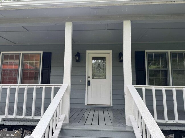 Photo - 155 Davis Rd