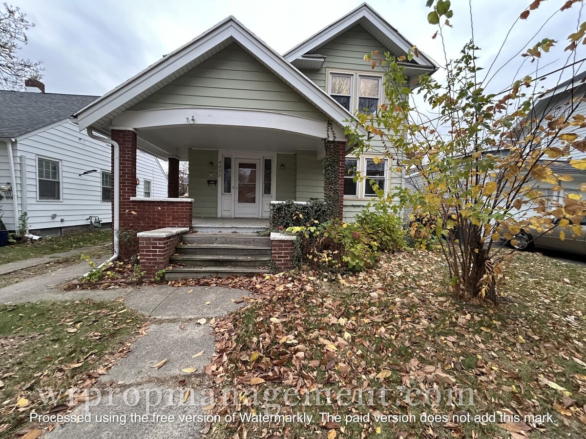 3 Bed 1 Bath Home is West Toledo Library N... - 3 Bed 1 Bath Home is West Toledo Library N...