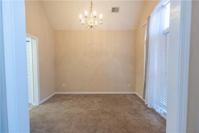 Photo - 994 Brentmoor Ln NW