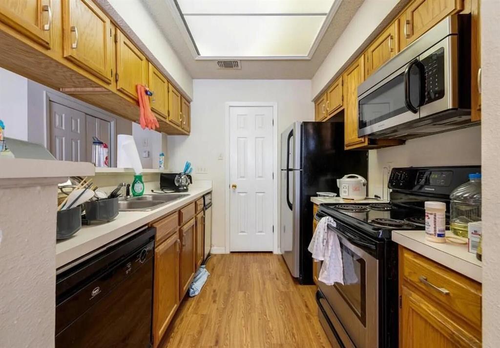 Photo - 915 W 23rd St Unidad 103