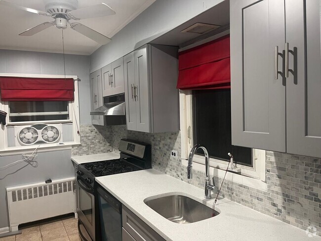 Building Photo - 134 Nevada St Rental