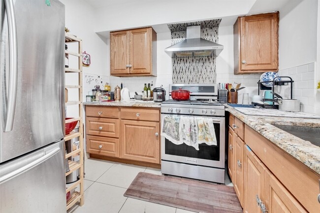 Photo - 373 Palisade Ave Unit 1