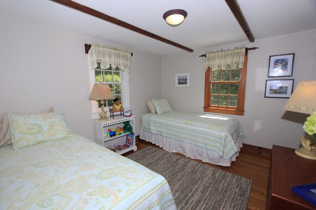 Photo - 39 Wing Blvd W