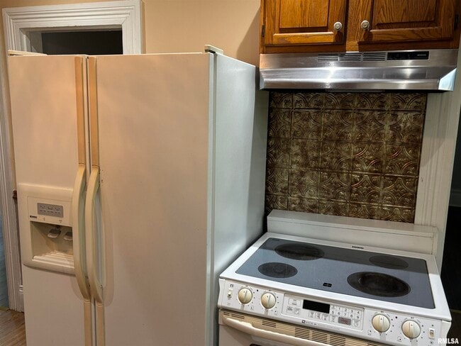 Photo - 125 2nd St
