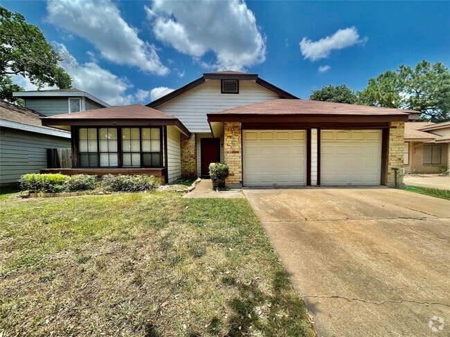 Building Photo - 19714 Lake Hollow Ln Rental