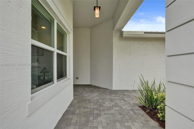 13328 SW River Rock Rd