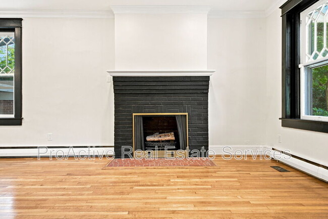 Photo - 734 Shirley Ave