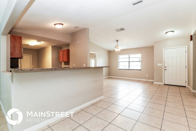 Photo - 3053 Stanton Ave