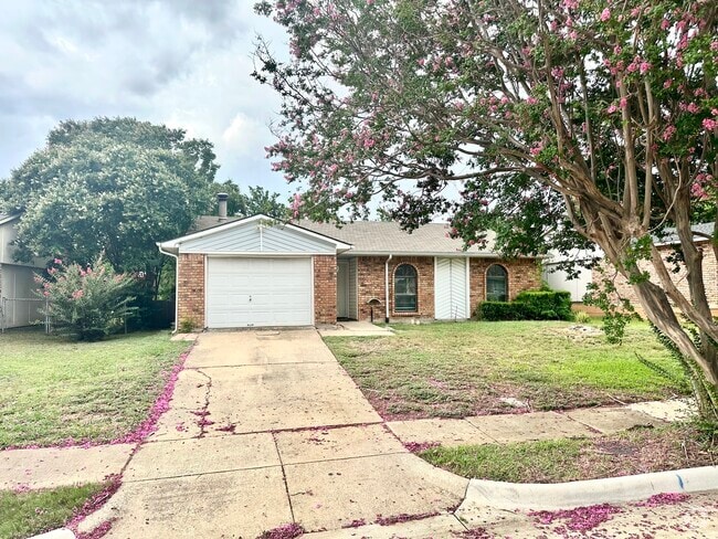 Building Photo - 521 Hanover Dr Rental