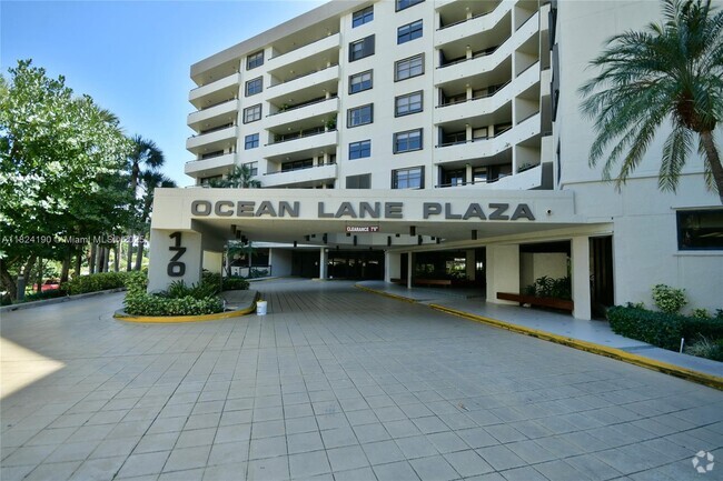 Building Photo - 170 Ocean Ln Dr Unit 311 Rental