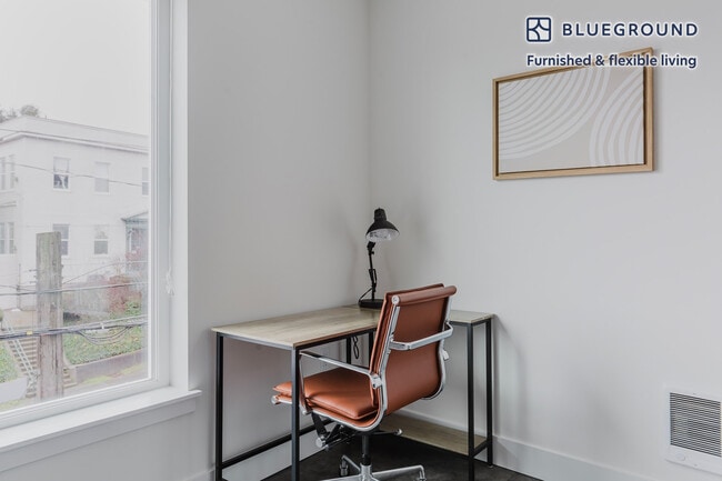 Photo - 622 Rainier Ave S Unidad GO FL5-ID793