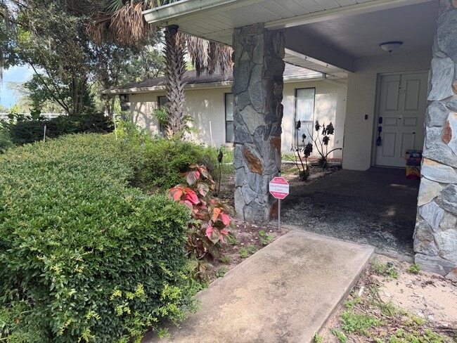 Photo - 18550 Lake Emma Dr
