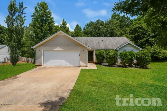 Building Photo - 615 Bridle Creek Dr