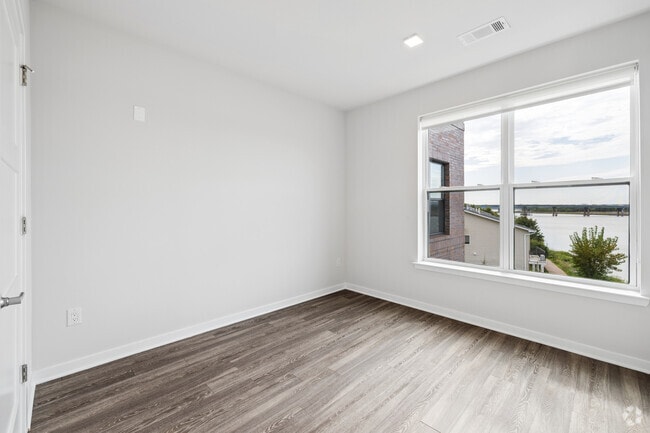 2BR, 2BA - 1,350SF - Second Bedroom