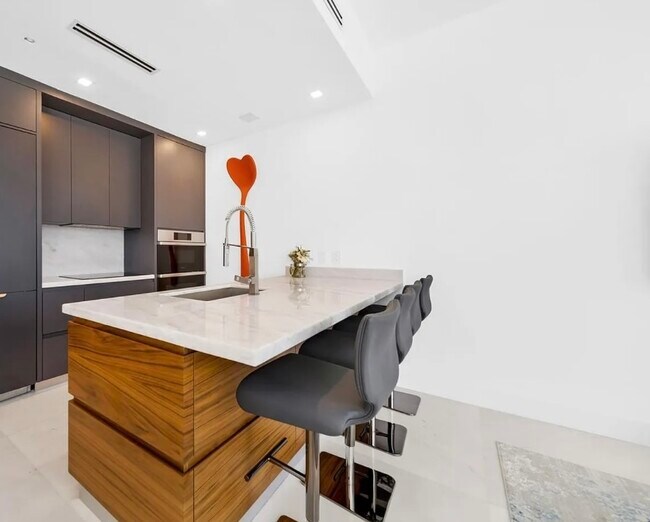 Photo - 200 Biscayne Boulevard Way Condo Unit 1406