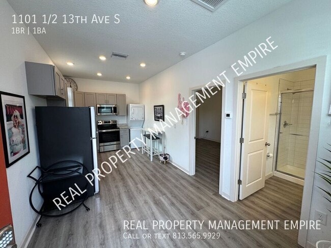 Photo - 1101 1/2 13th Ave S-