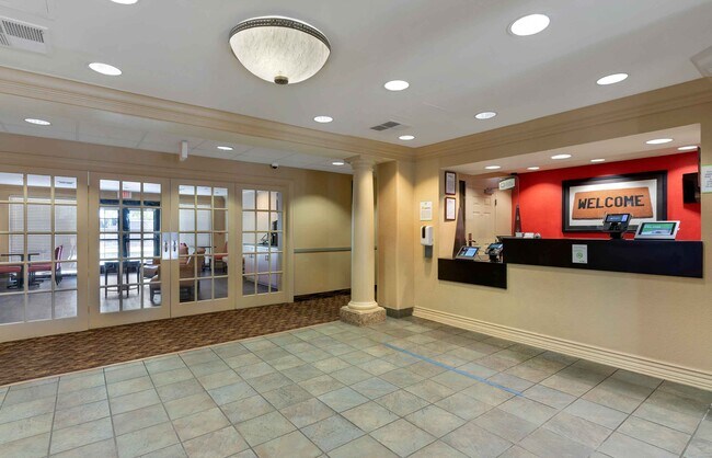 Furnished Studio-Oakland - Alameda Airport