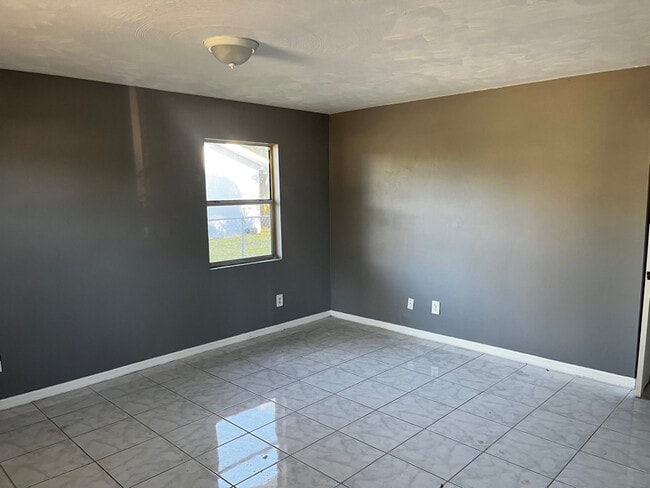 Photo - 3758 Minnesota Dr