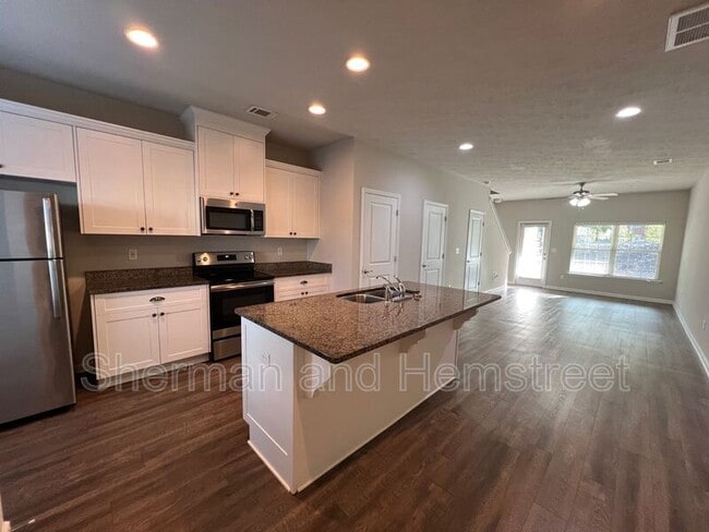 Photo - 664 Dobhill Ln Unit 664