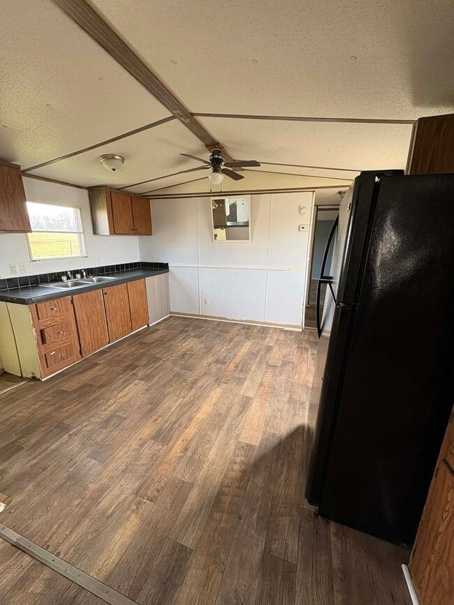 Photo - Country Living!