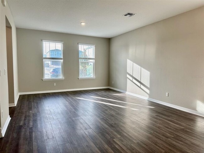 Photo - 4869 Lacewing Dr