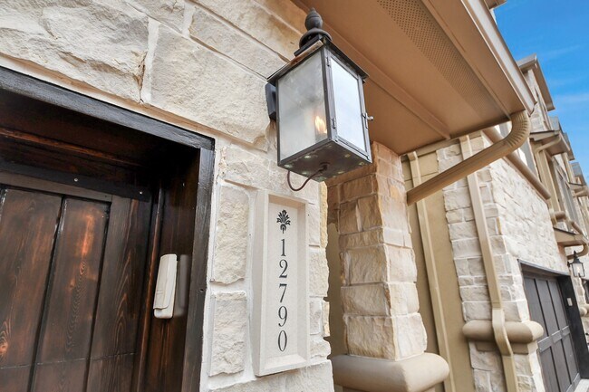 Photo - 12790 Yorkstone Dr