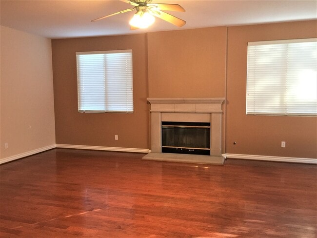 Photo - Gorgeous large single family home in Eastlake!