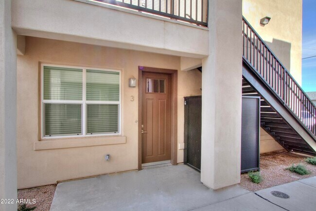 Photo - 2245 N Dayton St Unit 3