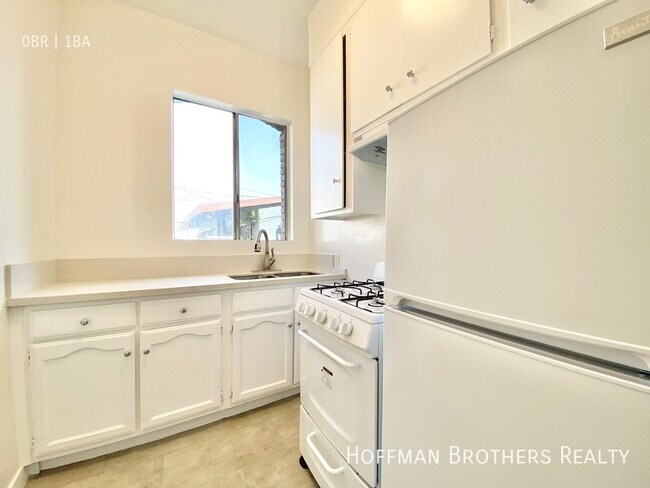 Photo - 1327 Magnolia Ave Apartment Unit 208A